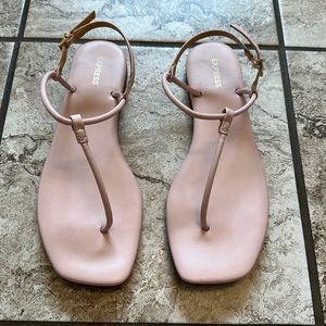 Express sandals